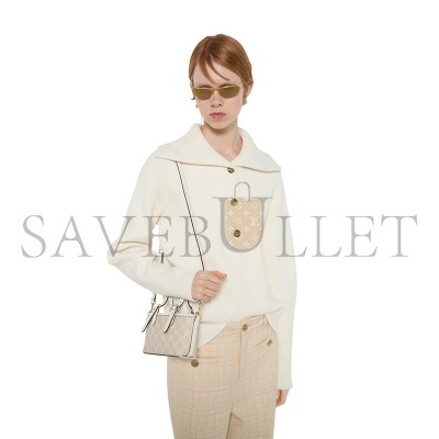 GUCCI GG EMBLEM MINI BAG 855491 (17.5*11*6.5cm)